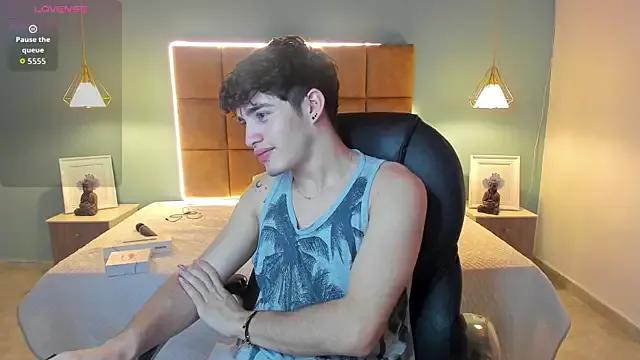 Find your cherished anal broadcaster match with our advanced interactive search and filtering options, allowing you to tailor-make your live event desires.