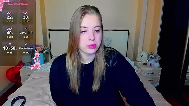 AlexissMmm from StripChat is Freechat