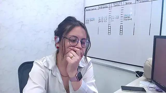 Alice_Sinclair_ from StripChat is Freechat