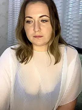 AliseShyness from StripChat is Freechat