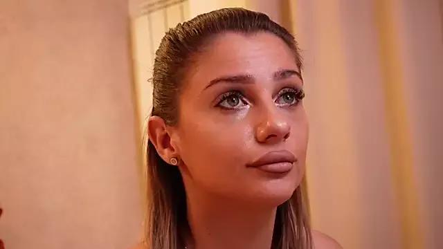 AlisTaylor from StripChat