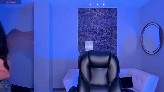 AllisonRogersX from StripChat