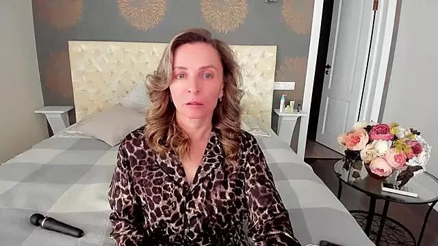 Find your cherished anal broadcaster match with our advanced interactive search and filtering options, allowing you to tailor-make your live event desires.