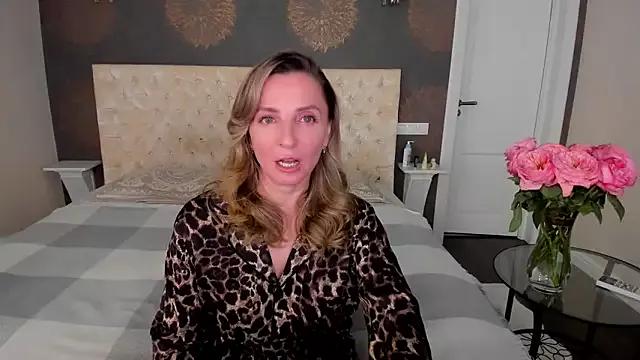 Find your cherished anal broadcaster match with our advanced interactive search and filtering options, allowing you to tailor-make your live event desires.