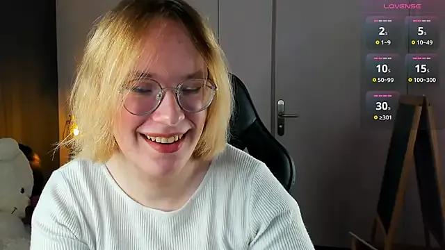 Amanda_Butlerr from StripChat is Freechat