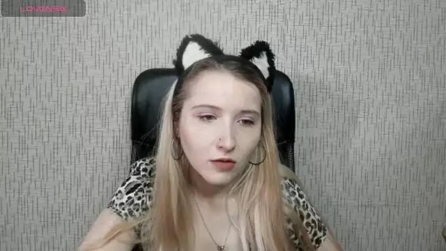 Amanda_Sherr from StripChat is Freechat