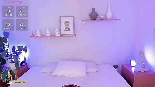 AmbarEvans_ from StripChat is Freechat