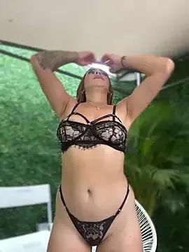 AmberAngelXXX from StripChat is Freechat