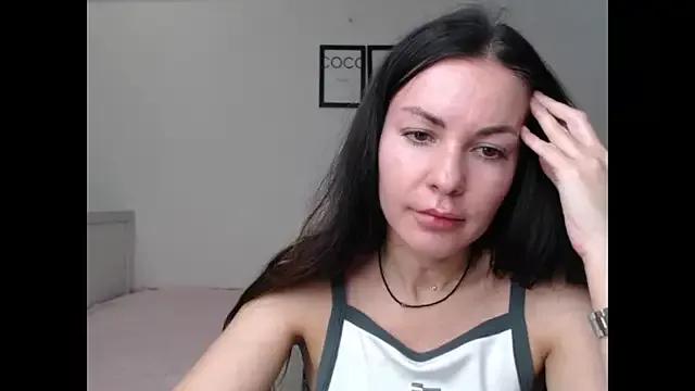 ameliamersi from StripChat is Freechat