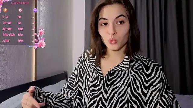 AmeliaStarfield from StripChat is Freechat