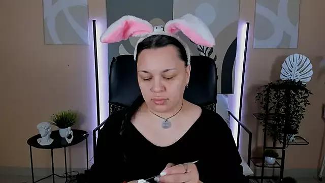 AmiraDevill from StripChat is Freechat