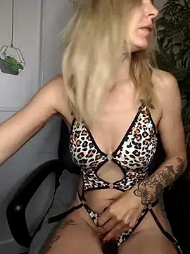 Ana-ya16 from StripChat