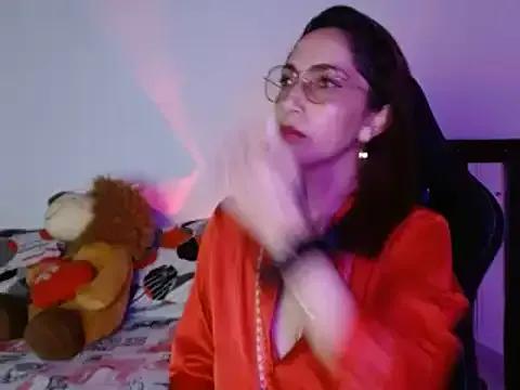 Angel_blackhot from StripChat is Freechat