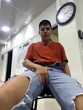 Find your cherished anal broadcaster match with our advanced interactive search and filtering options, allowing you to tailor-make your live event desires.