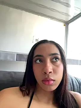 Ania_rose from StripChat is Freechat