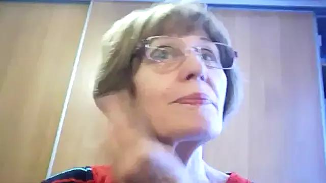 Anna72233 from StripChat is Freechat
