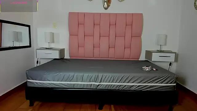 Anna_venuss from StripChat is Freechat