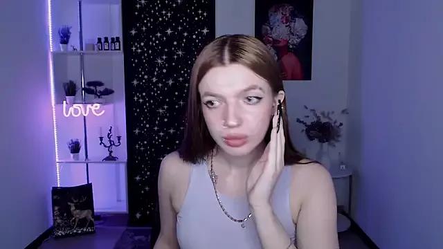 AnnabelleWhitee from StripChat is Freechat