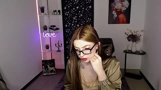 AnnabelleWhitee from StripChat is Freechat