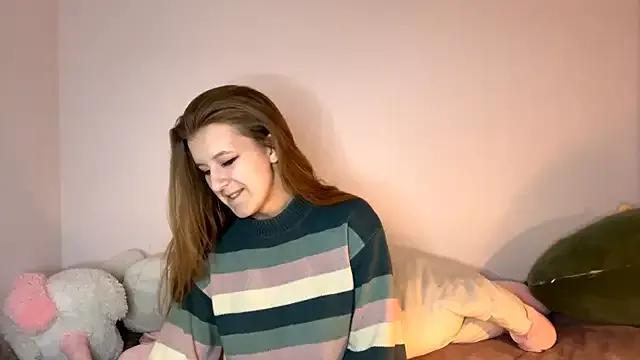 AnnamariaVieu from StripChat is Freechat