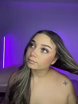 AnnyLopezzz_ from StripChat is Freechat