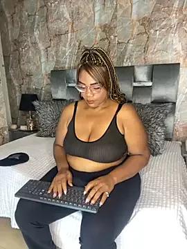 aranzzalatin from StripChat is Freechat