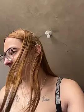Aria_beauti from StripChat