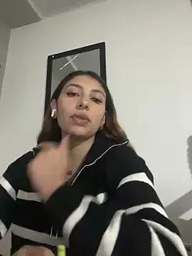 AriaBliss- from StripChat is Freechat