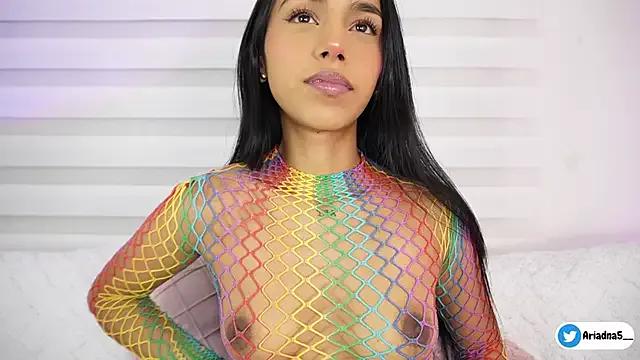 Find your cherished anal broadcaster match with our advanced interactive search and filtering options, allowing you to tailor-make your live event desires.
