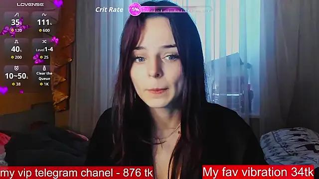 ArianaLight from StripChat