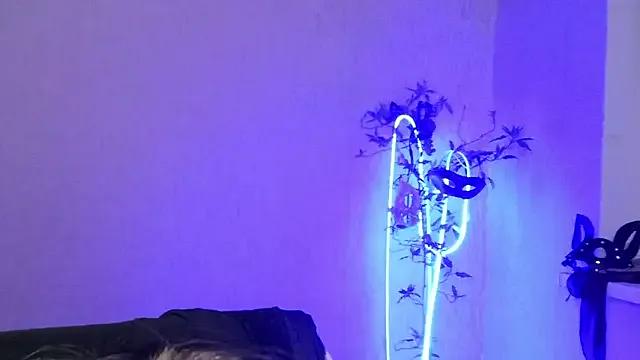 Ashley_Brookss from StripChat is Freechat