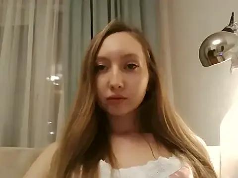 Auraleya from StripChat is Freechat