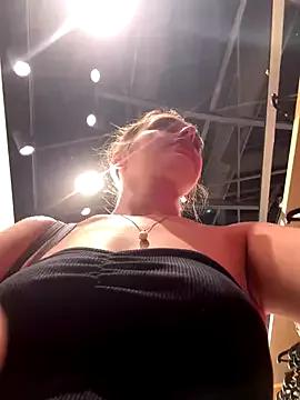 Find your cherished anal broadcaster match with our advanced interactive search and filtering options, allowing you to tailor-make your live event desires.