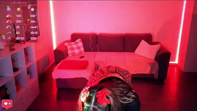 Autumn_Nighht from StripChat