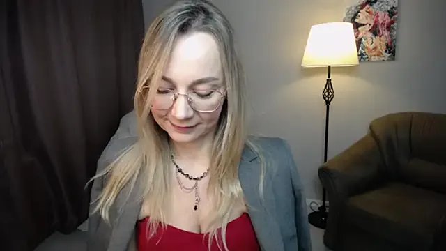 Ava_Elior on StripChat 