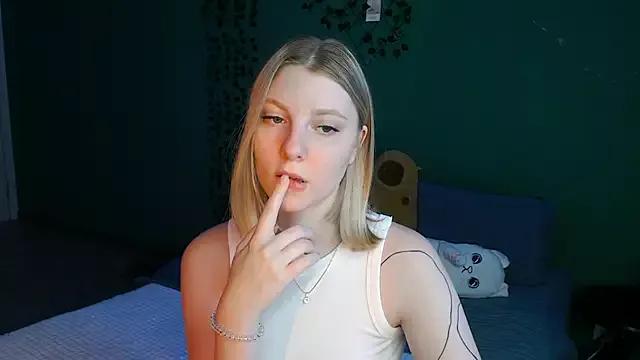 Avrora_Awad from StripChat is Freechat