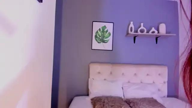 Ayla_Shine from StripChat is Freechat
