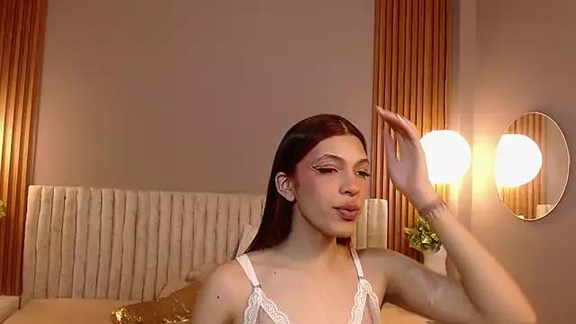 Find your cherished anal broadcaster match with our advanced interactive search and filtering options, allowing you to tailor-make your live event desires.