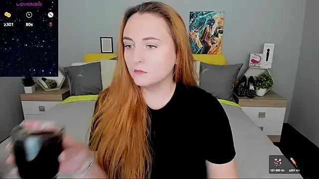 BabeLessi from StripChat