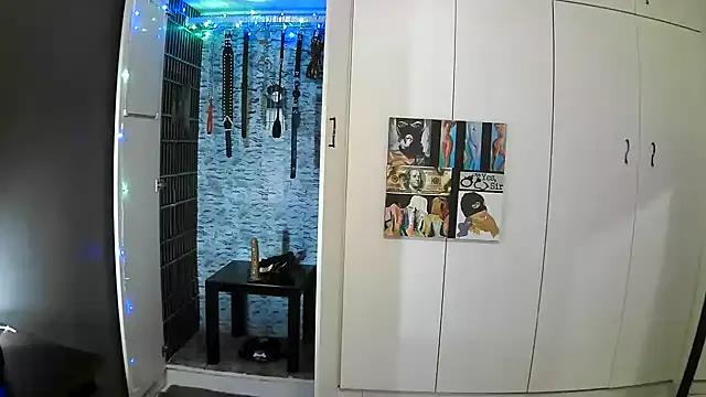 BaDSubMiss from StripChat