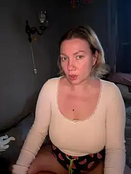 Barby_Kiss from StripChat is Freechat