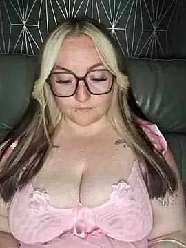 BBW_Diamond_xox from StripChat