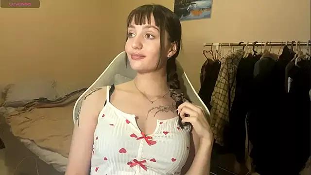 beatrice_martel from StripChat is Freechat