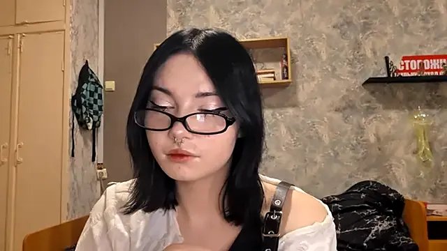 Beeping_Creature on StripChat 