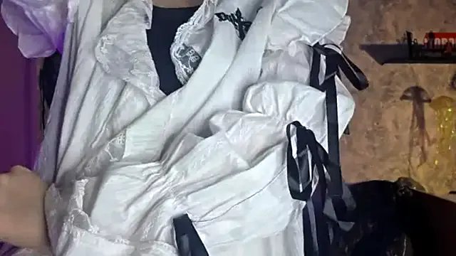 Beeping_Creature on StripChat 