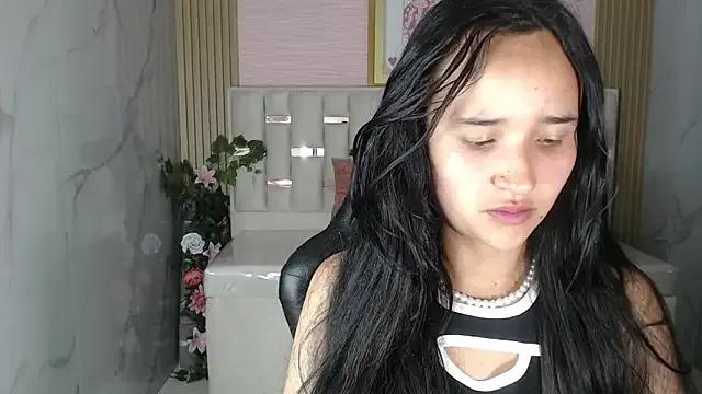 bella_vibess_s from StripChat is Freechat