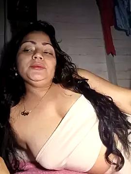 belladamasex from StripChat is Freechat