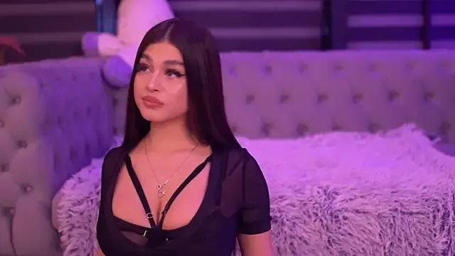 BellaNoirre from StripChat is Freechat