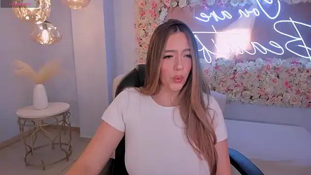 Find your cherished anal broadcaster match with our advanced interactive search and filtering options, allowing you to tailor-make your live event desires.