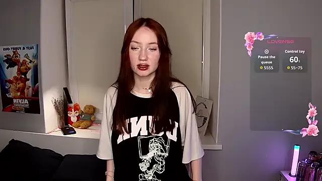 belly_swan from StripChat is Freechat